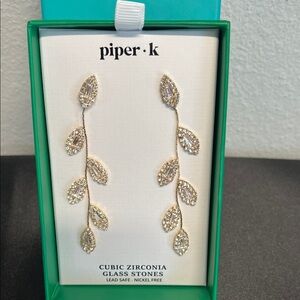 Piper K | Leaf Inspired Earrings ✨